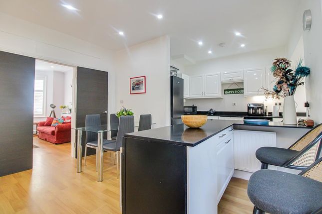 35, Ennismore Gardens, Southend-on-Sea photo 4