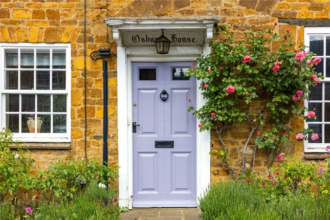 Osborne House,, High Street, Banbury photo 2