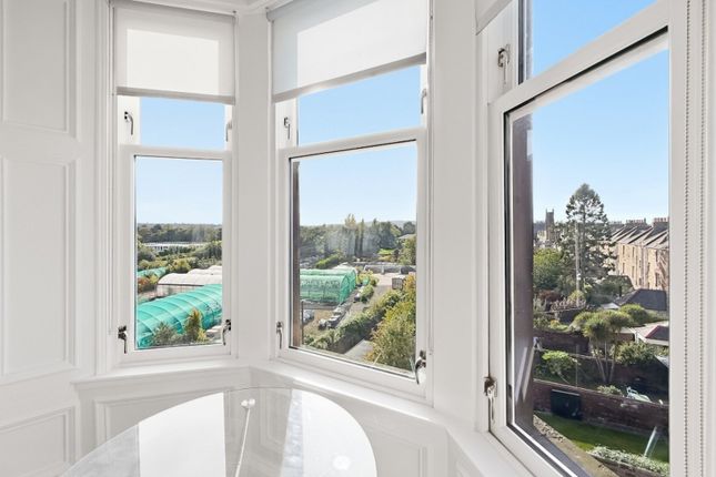 6 (3F2) Inverleith Avenue, Edinburgh photo 4