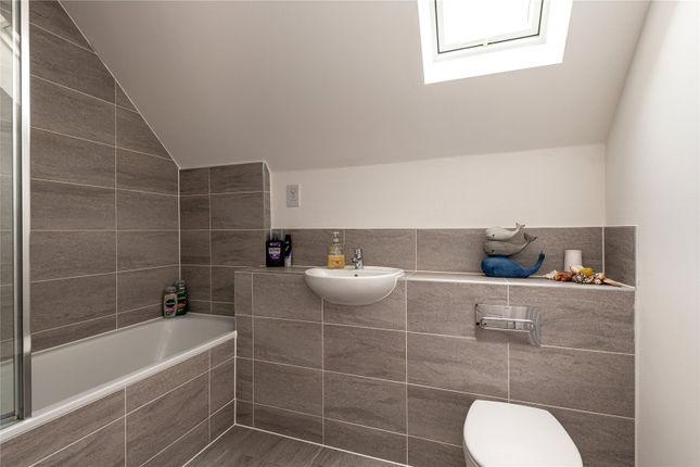 7, Spring Grove, Sittingbourne photo 4