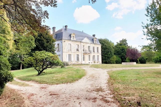 Property for sale in Matha, 17160, France, Poitou-Charentes, Matha, 17160, France