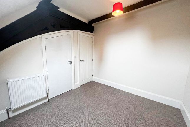 Flat 10, James Reckitt Library, 86, Holderness Road, HULL photo 3