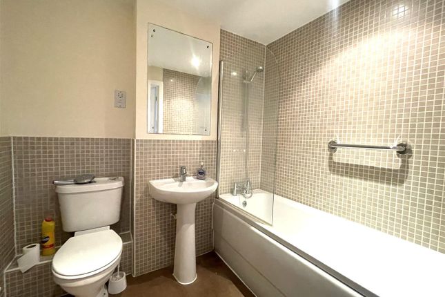 Cheriton Lodge, 38 Pembroke Road, Ruislip photo 5