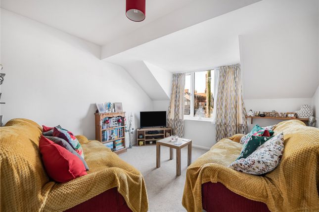 Flat 19, Arundel Court,, West Street, West Sussex photo 3