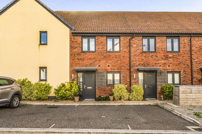 2-bed terraced on 28 Kingfisher Rise, Exeter, £230,000