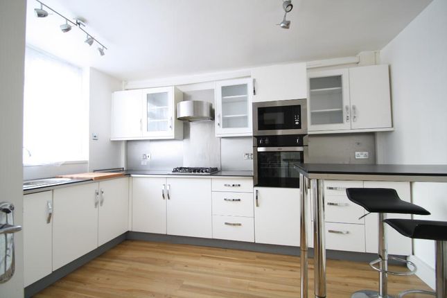Thumbnail Terraced house to rent in Swinford Gardens, Brixton