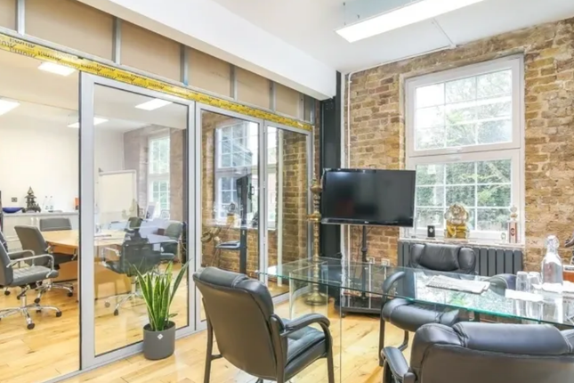 Office to let in Silex Street, London