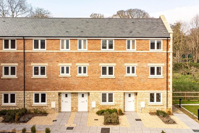 Plot 2, Courtfield Gardens, Polebarn Road, Trowbridge photo 2