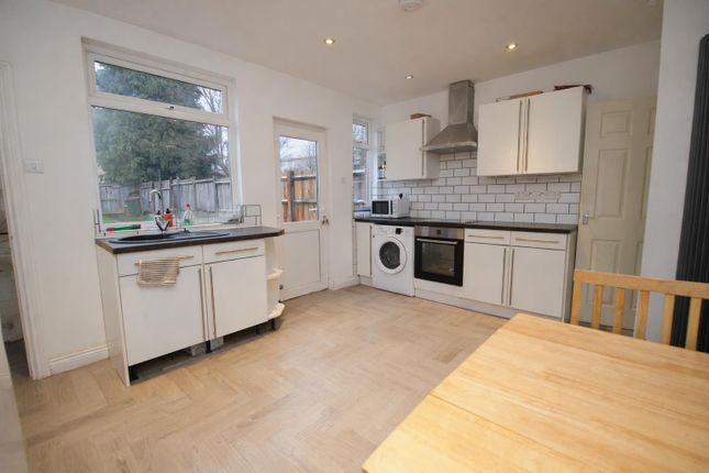 98, Torrington Avenue, Coventry photo 2