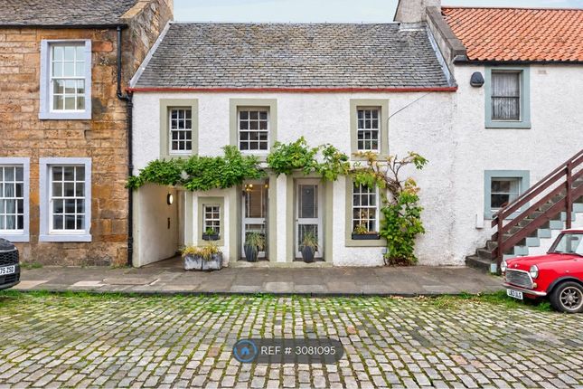 2-bed terraced on Edinburgh, £1,495/mo