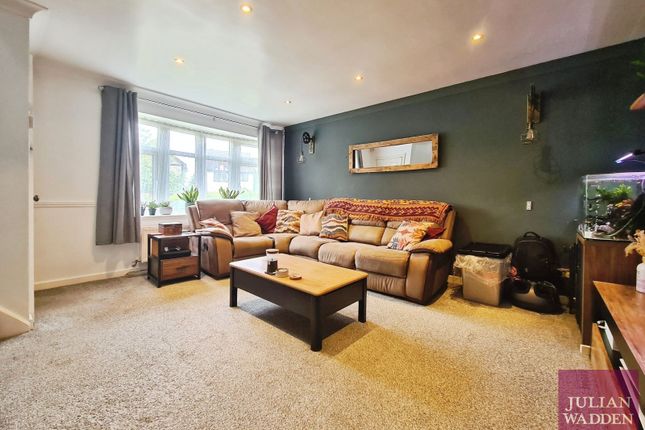187, Rostrevor Road, Stockport photo 3