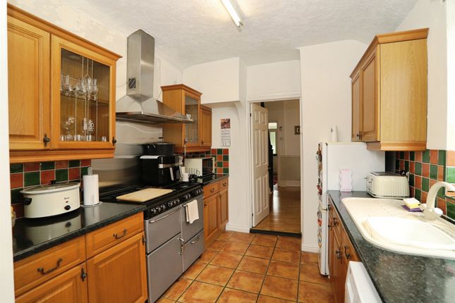 10, Ynysglyd Street, Hengoed photo 3