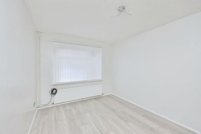 1, Carter Close, Swaffham photo 2