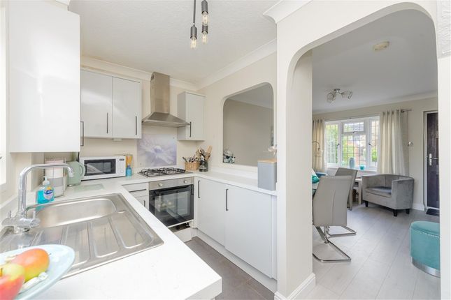 Duncan Close, Wickford photo 4