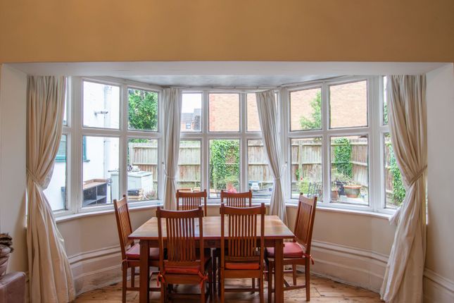 Flat 1, Bowling Green Farmhouse,, Trenthams Close, Reading photo 3