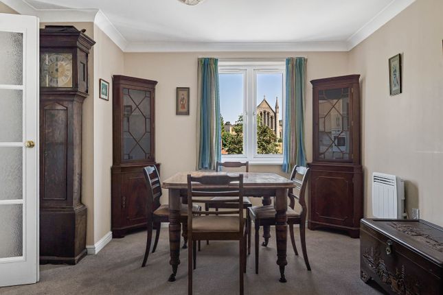 25, Maple Tree Court, Nailsworth photo 4