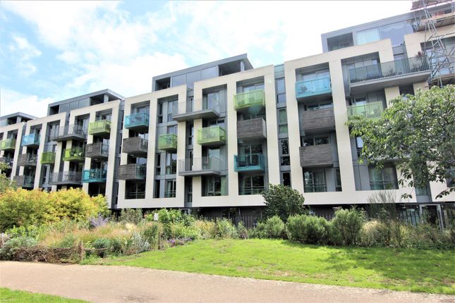 Thumbnail Flat for sale in 11 Blackthorn Avenue, London