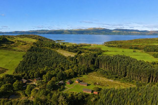 2-bed caravan on Melldalloch Lodges, Kilfinan, Tighnabruaich, £80,000