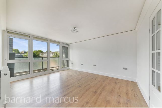 Thumbnail Flat to rent in Glanville Road, London
