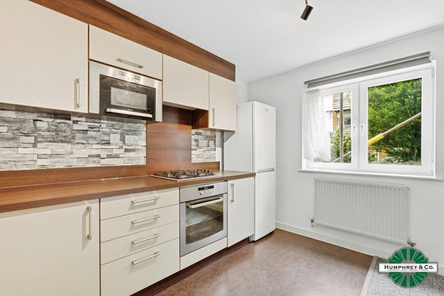 117, Hibbert Road, London photo 5