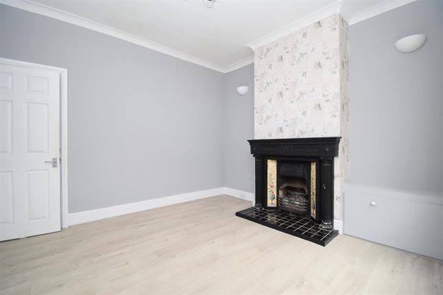 26, Princess Street, Outwood photo 3