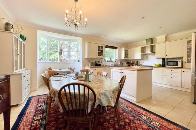 6, Cheyne Gardens, Westbourne photo 3