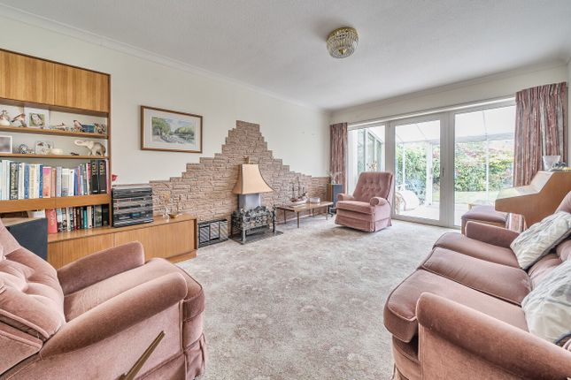 22, Whitworth Way, Bedford photo 3