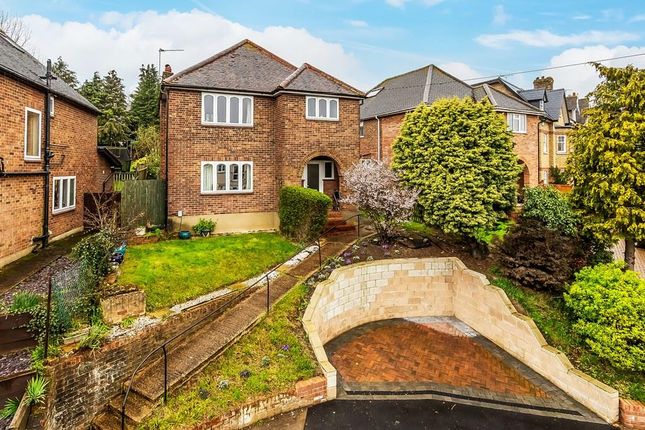 Thumbnail Detached house for sale in Kingston Road, Leatherhead