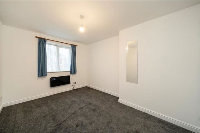 47, Dairyman Close, London photo 2