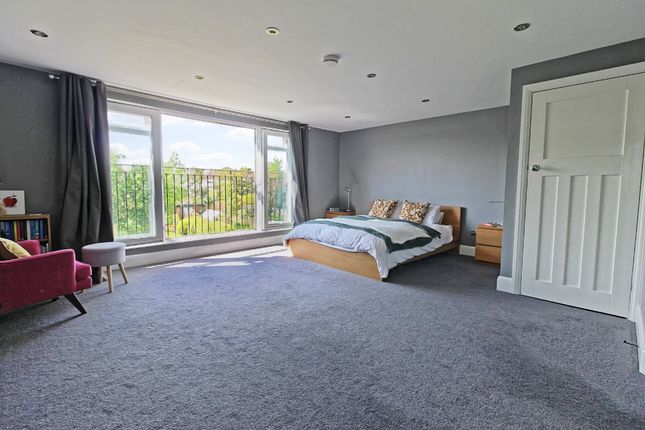 32 Westfield Road, Leicester photo 3