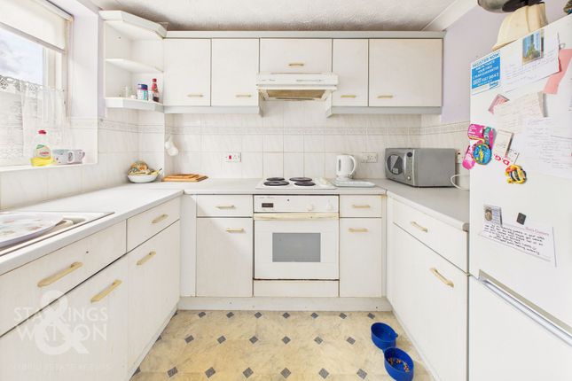 42 Aldrich Way, Diss photo 3