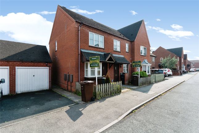 End terrace house for sale in Calcutt Way, Solihull, Solihull