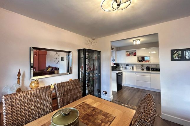 2, Ambleside Close, Mytchett photo 3