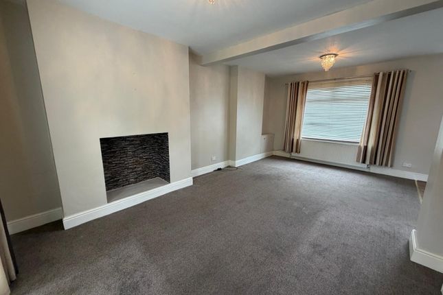215 215,, 215 North Road, Manchester photo 2