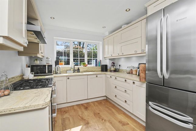 18, Harden Close, Corby photo 2