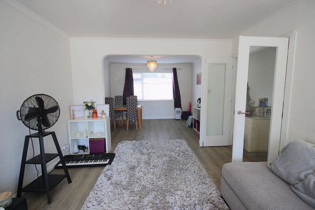 21 Elizabeth Close, Elizabeth Avenue, St Brelade photo 3