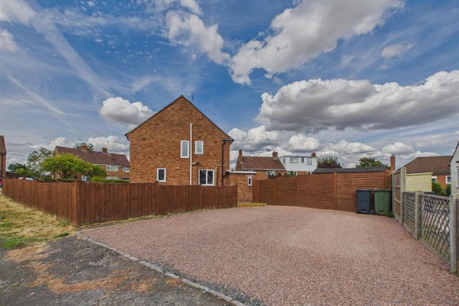 26, Elmley Close, Malvern photo 2