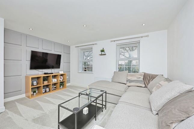 8, Cordwainer Close, Norwich photo 3