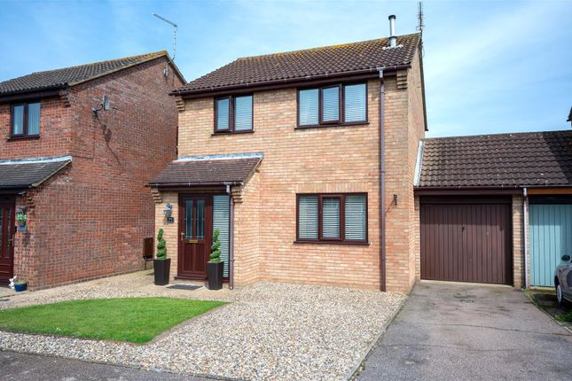 Thumbnail Link-detached house for sale in Potters Drive, Hopton, Great Yarmouth