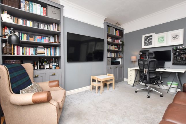 9, Glossop Road, Glossop photo 4