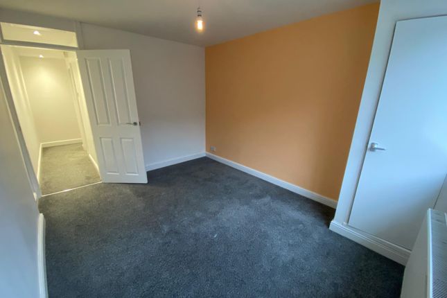 4/5 SWINLEY, Swinley Road, Wigan photo 4