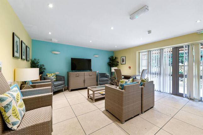 34 Liberty House, 246 Kingston Road, London photo 4