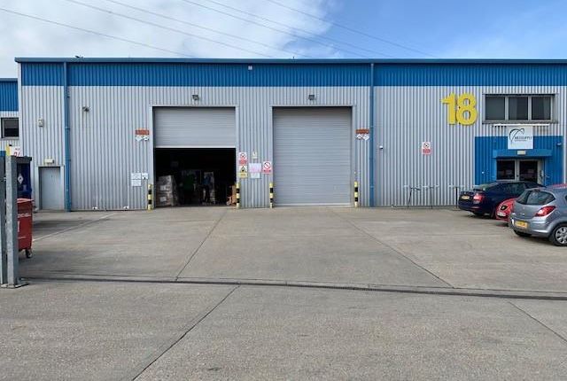 Thumbnail Light industrial to let in Unit 18, The Io Centre, River Road, Barking, Home Counties