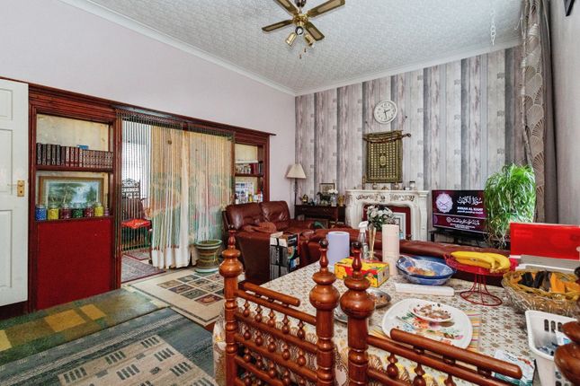 24, Adswood Lane East, Greater Manchester photo 4