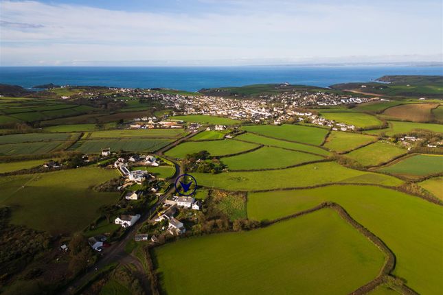 Four Winds, Meaver Road, Mullion photo 2