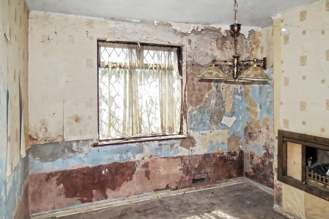 5, The Crescent, Bolton photo 4