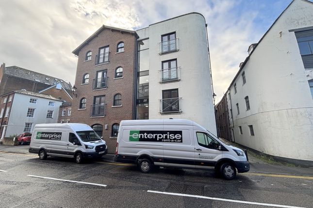 2 Bedroom Flat in BH15 1EJ