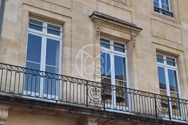 Studio for sale in Bordeaux, 33000, France, Aquitaine, Bordeaux, 33000, France