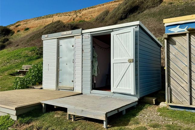 Beach Hut,,, A10, Barton On Sea photo 5