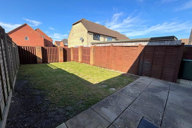 7, Waterside Close, Gloucester photo 4